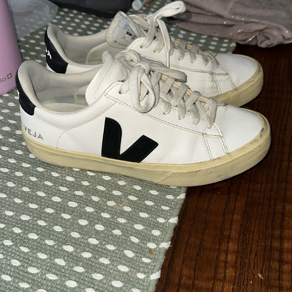 Veja sneakers